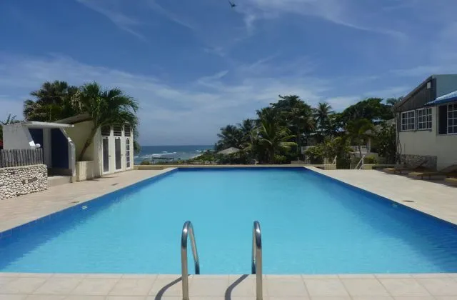 Hotel Restaurante El Quemaito Paraiso piscina
